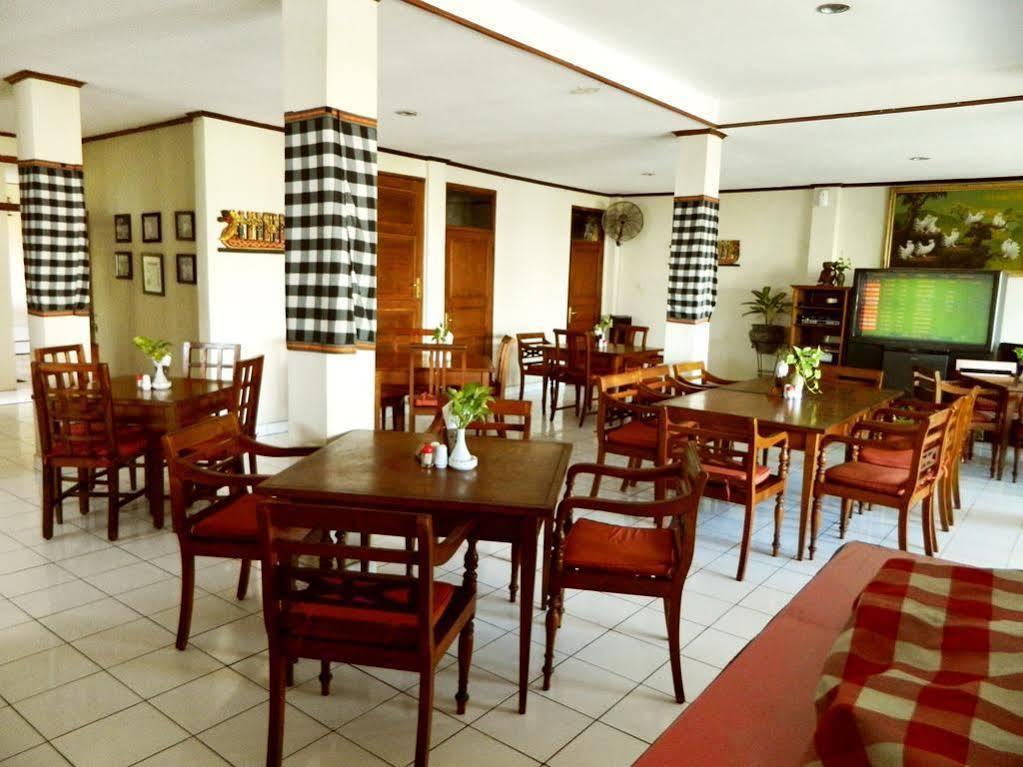 Hotel Ratna Kuta Lombok Exterior foto